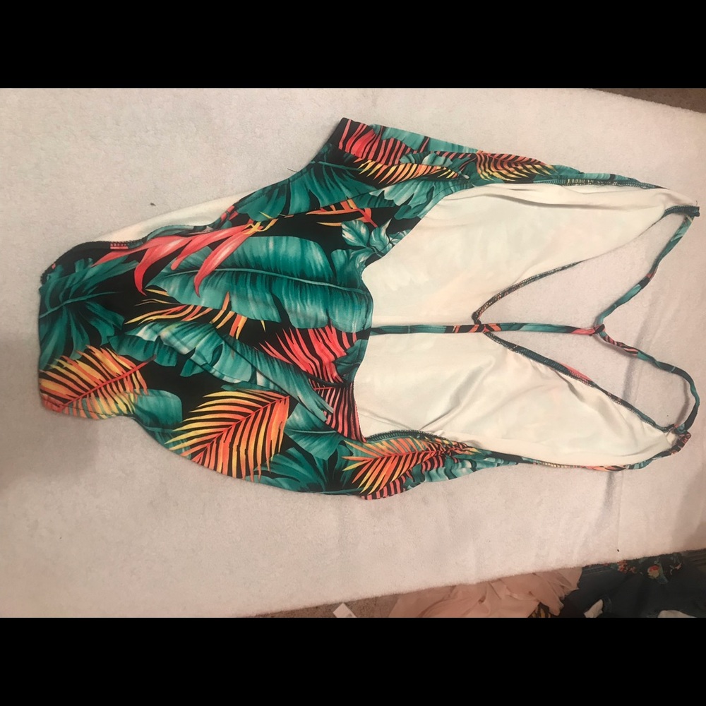 Tropical One piece bathing suit !!! - Picture 3 of 3